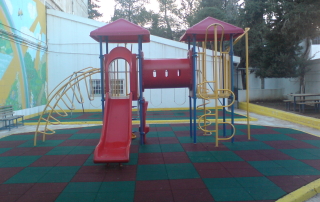 American comunity School